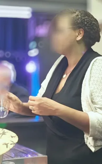 Jacqueline, 37