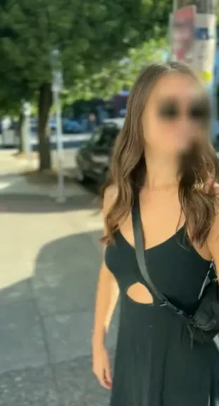 Maja, 28